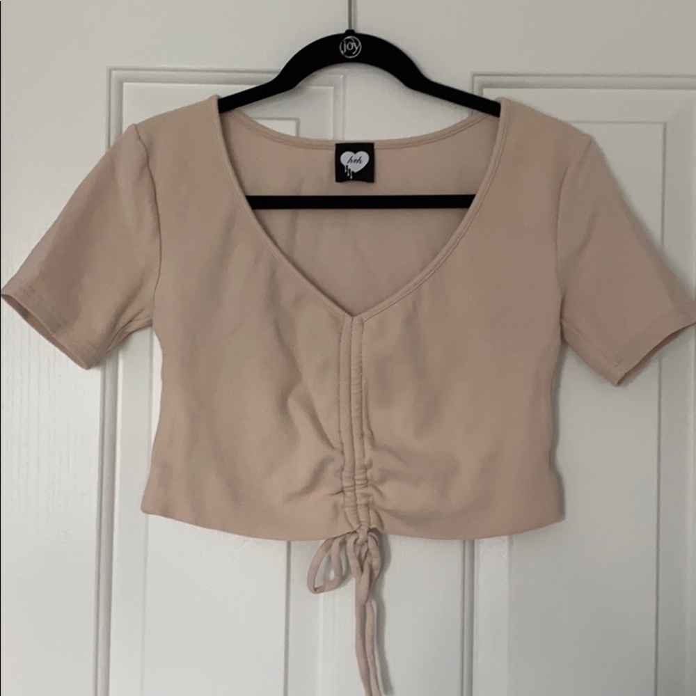 HRH Collection Powder Puff Sport Top